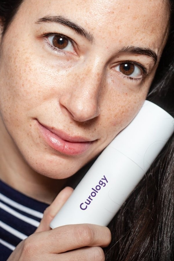 Comment intégrer l'huile de chia dans votre routine beauté pour une peau éclatante?